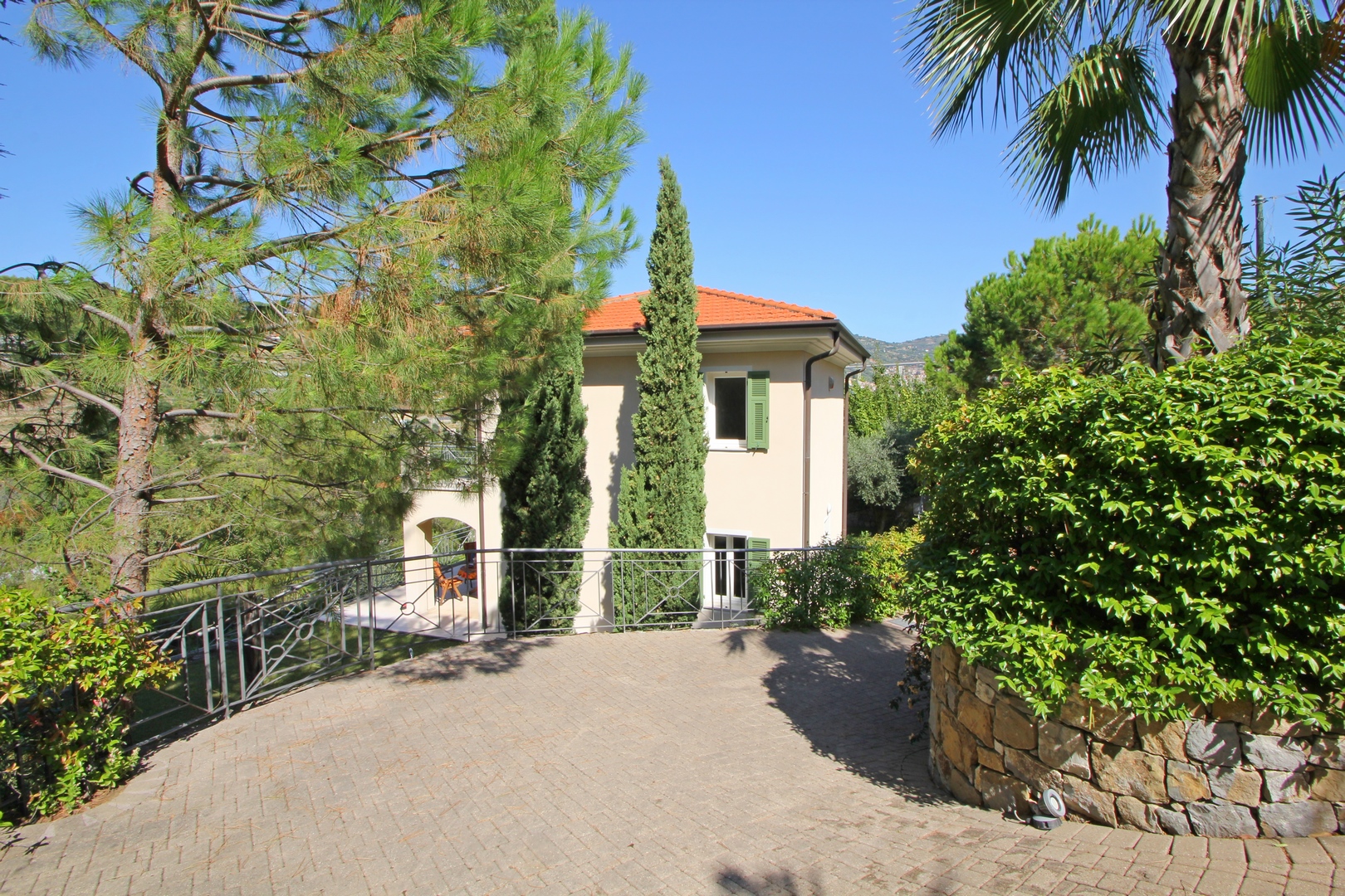 Villa con vista mare in Bordighera