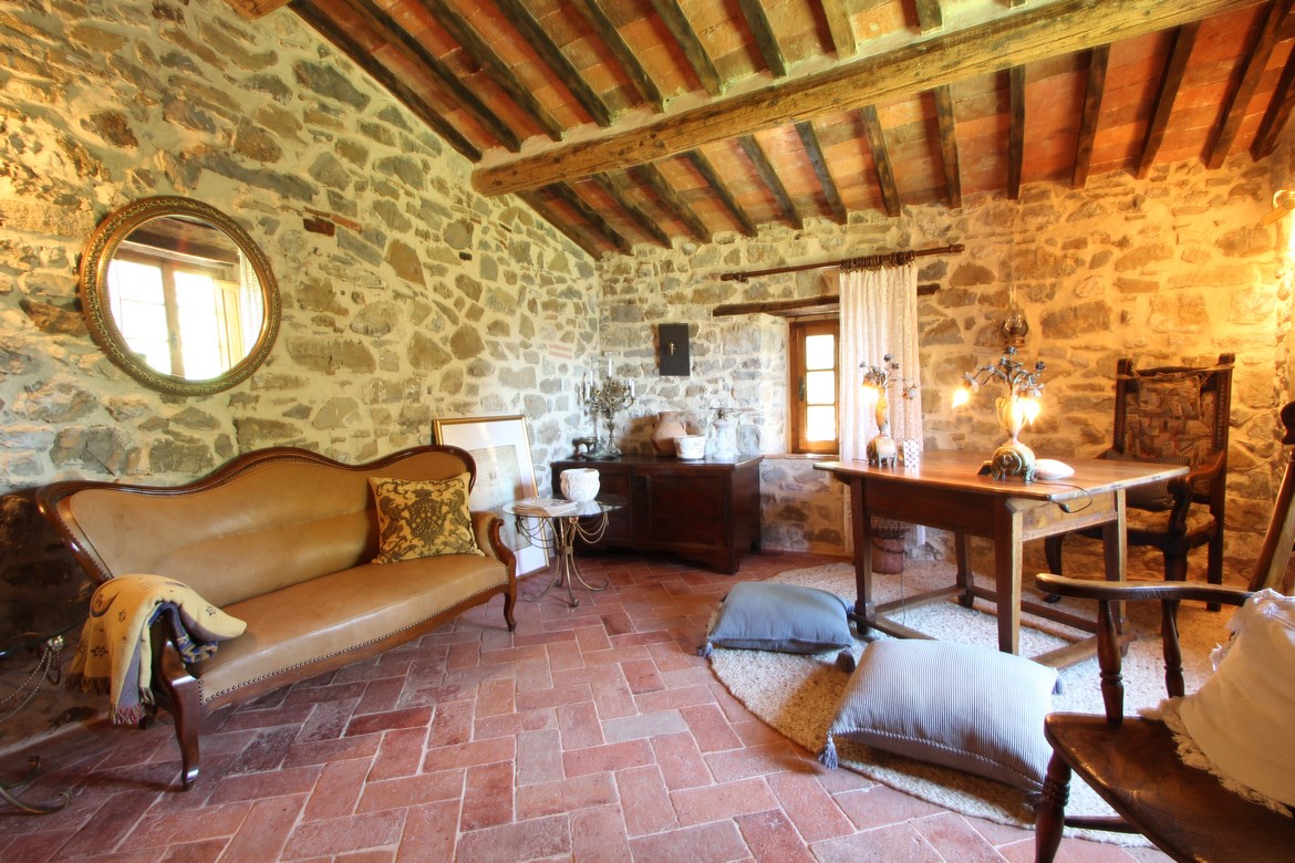 Uriges renoviertes Steinhaus mit viel Charme