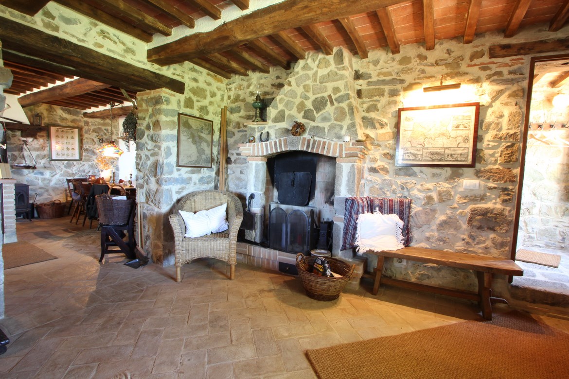Uriges renoviertes Steinhaus mit viel Charme