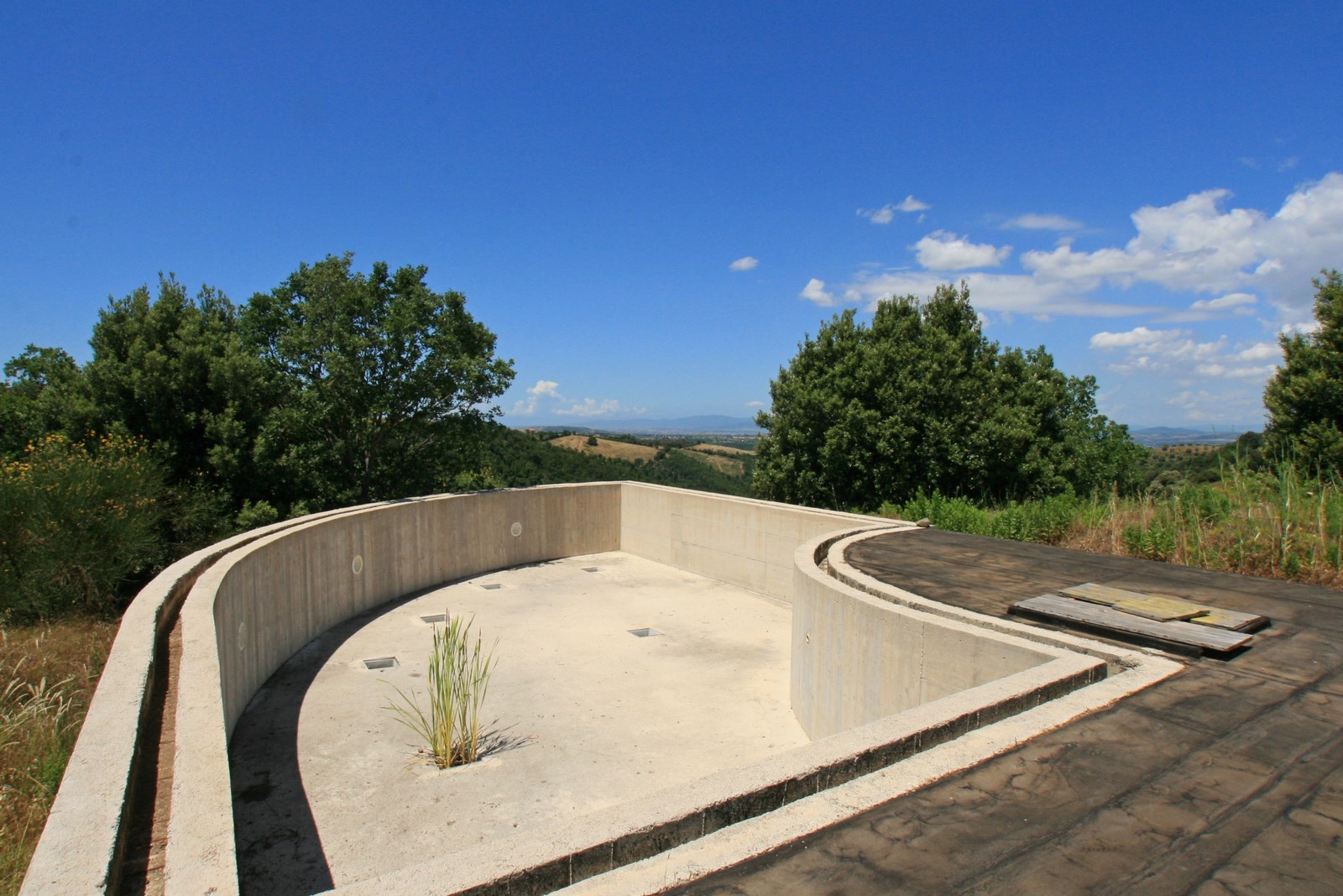 Casale nuovo da finire con vista mare