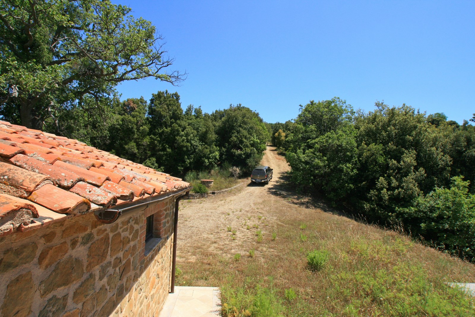 Neues Steinhaus mit Großem Grundstück & Panoramablick – Scansano, Toskana