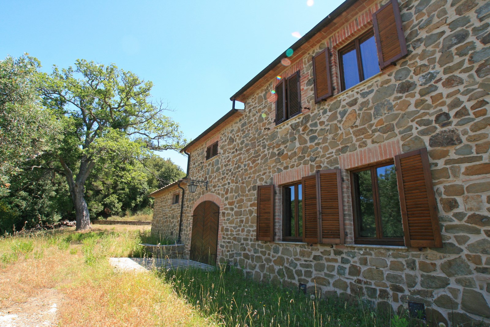 Neues Steinhaus mit Großem Grundstück & Panoramablick – Scansano, Toskana