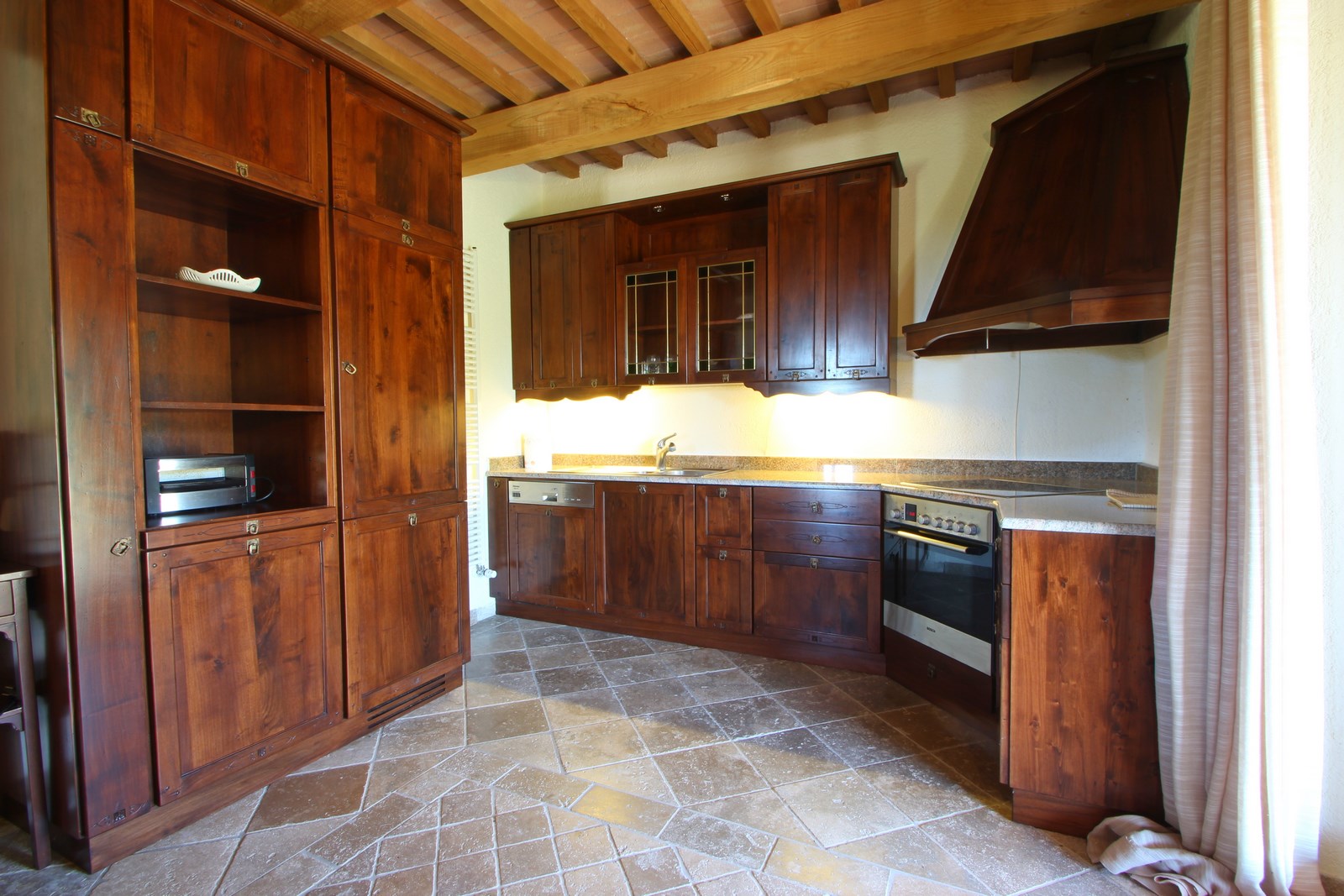 Neues Steinhaus mit Großem Grundstück & Panoramablick – Scansano, Toskana