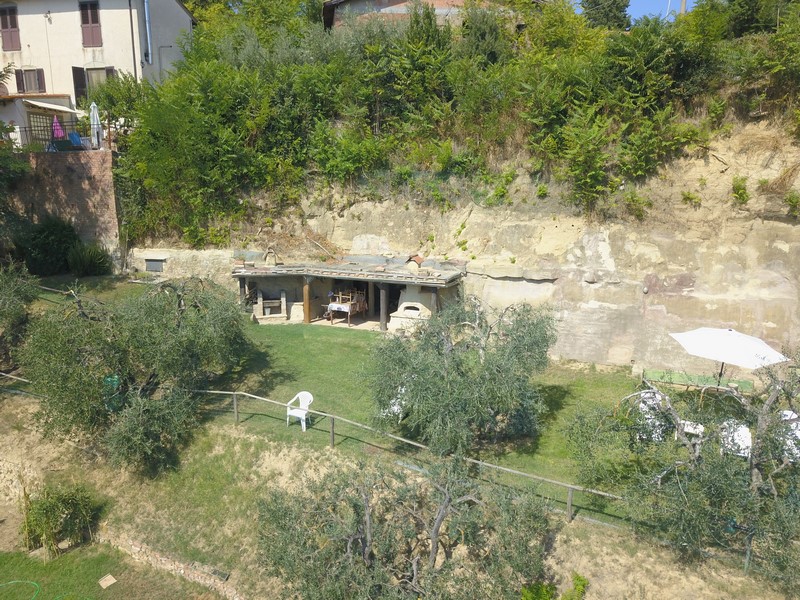 Historic Medieval Tower Near Catignano – Panoramic Tuscan Views