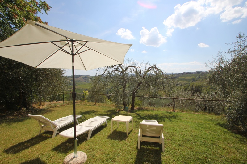 Historic Medieval Tower Near Catignano – Panoramic Tuscan Views