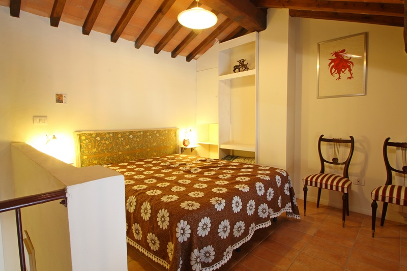 Charming Holiday Home Near San Gimignano – Pool & Tuscan Views