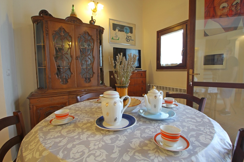 Charming Holiday Home Near San Gimignano – Pool & Tuscan Views