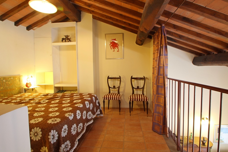 Charming Holiday Home Near San Gimignano – Pool & Tuscan Views