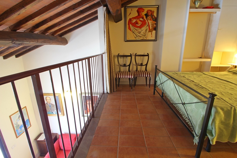 Charming Holiday Home Near San Gimignano – Pool & Tuscan Views