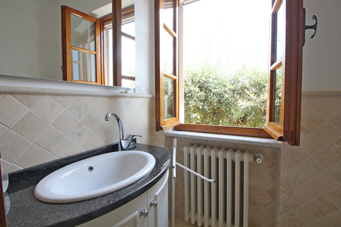 Proprieta da ristrutturare in Versilia