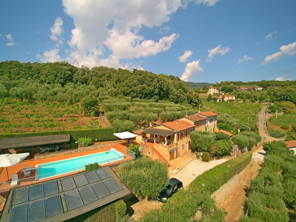 Proprieta da ristrutturare in Versilia