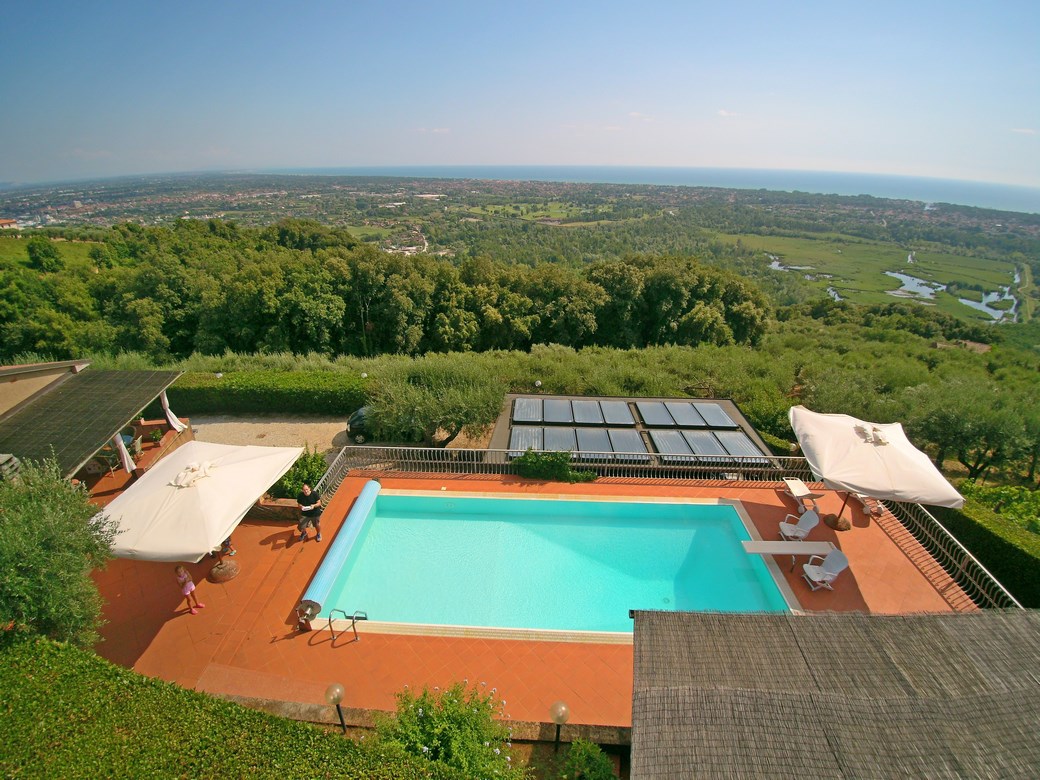 Proprieta da ristrutturare in Versilia