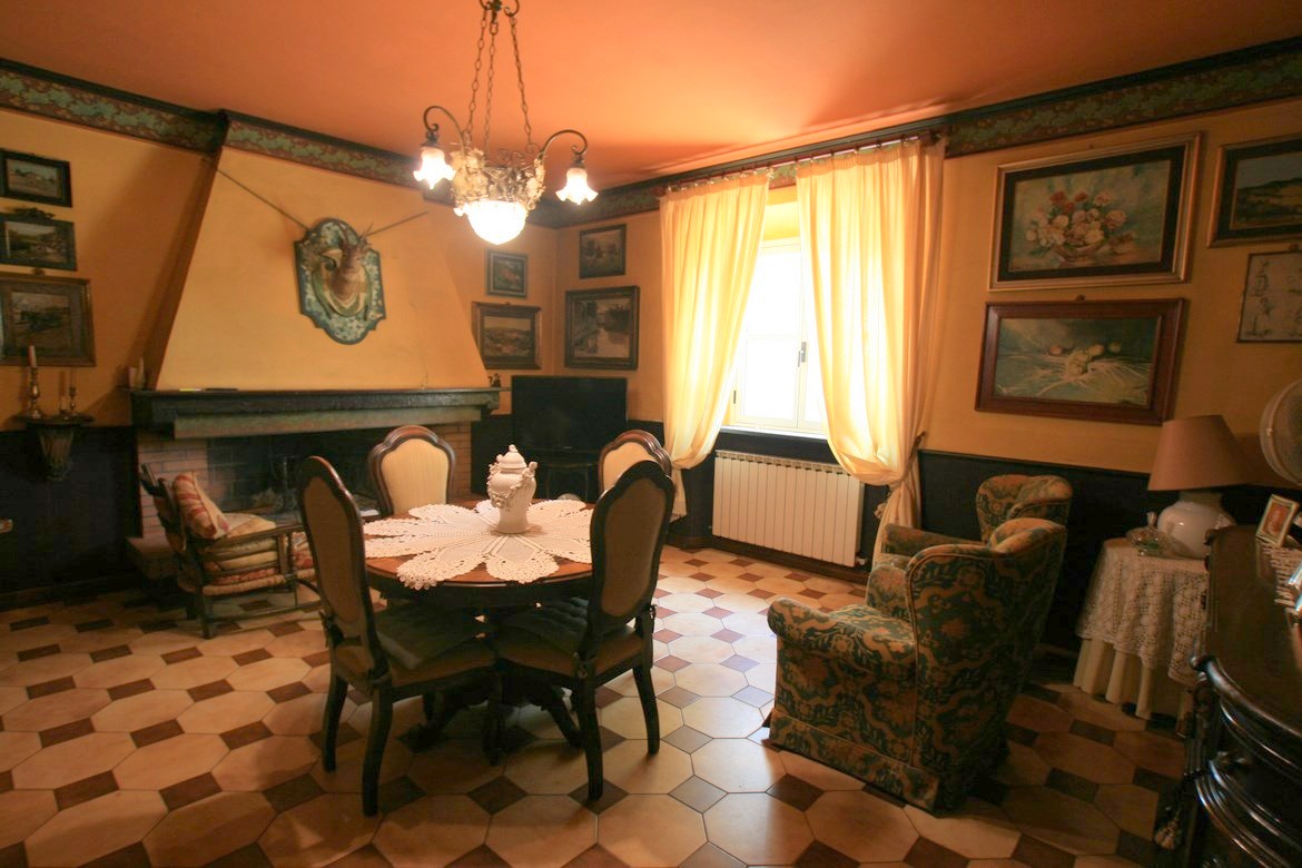 Villa in pianura vicino Pisa