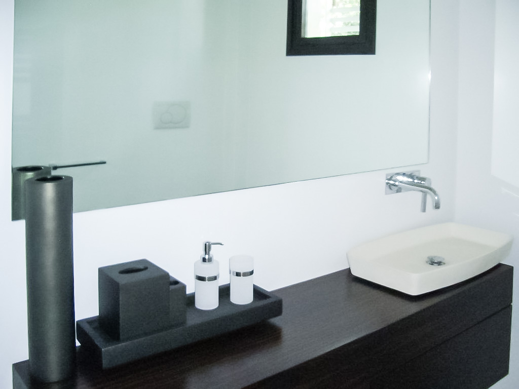 Villa di Lusso Vicino Forte dei Marmi – Design Moderno & Piscina Privata