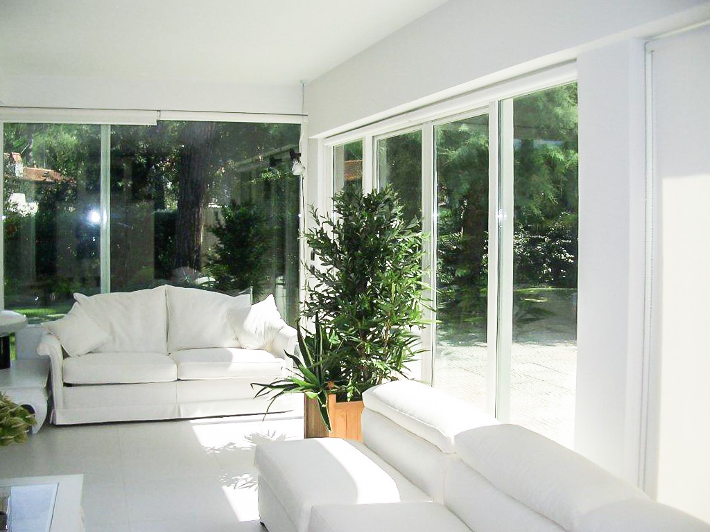 Villa di Lusso Vicino Forte dei Marmi – Design Moderno & Piscina Privata