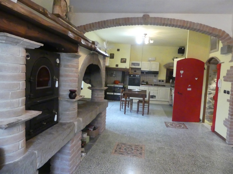 Very nice restored flat near Fivizzano
