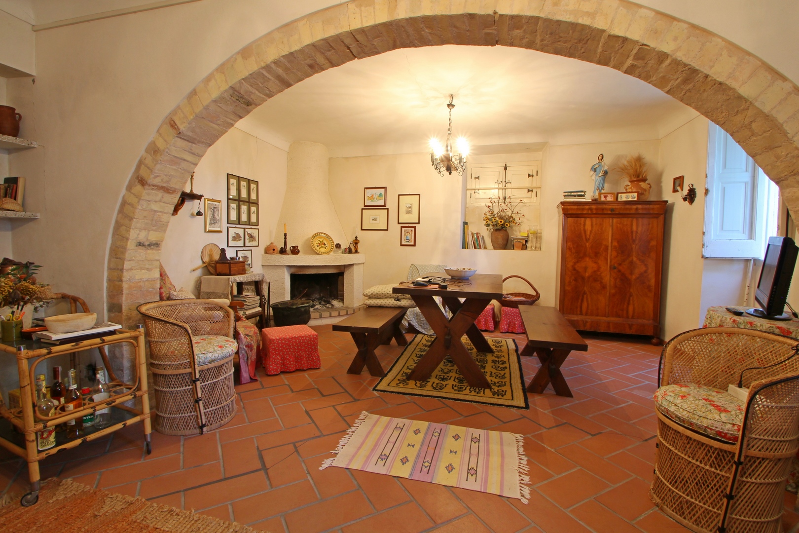 Country House with Olive Grove & Sea Access – Near Vasto, Italy