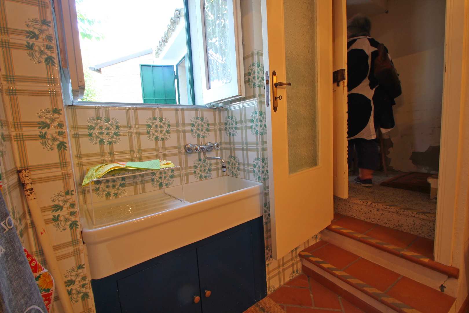 Country House with Olive Grove & Sea Access – Near Vasto, Italy