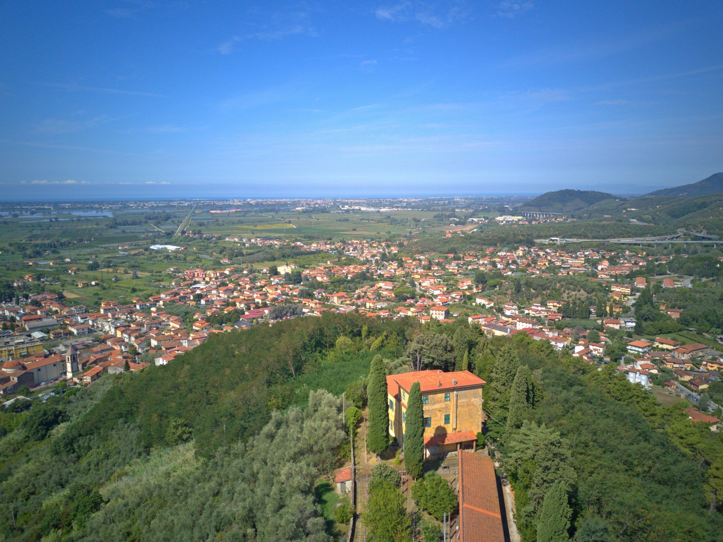 Villa bei Massarosa