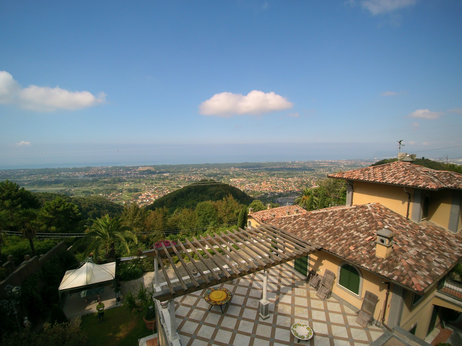 Liegenschaft mit 2 Villen und Meerblick