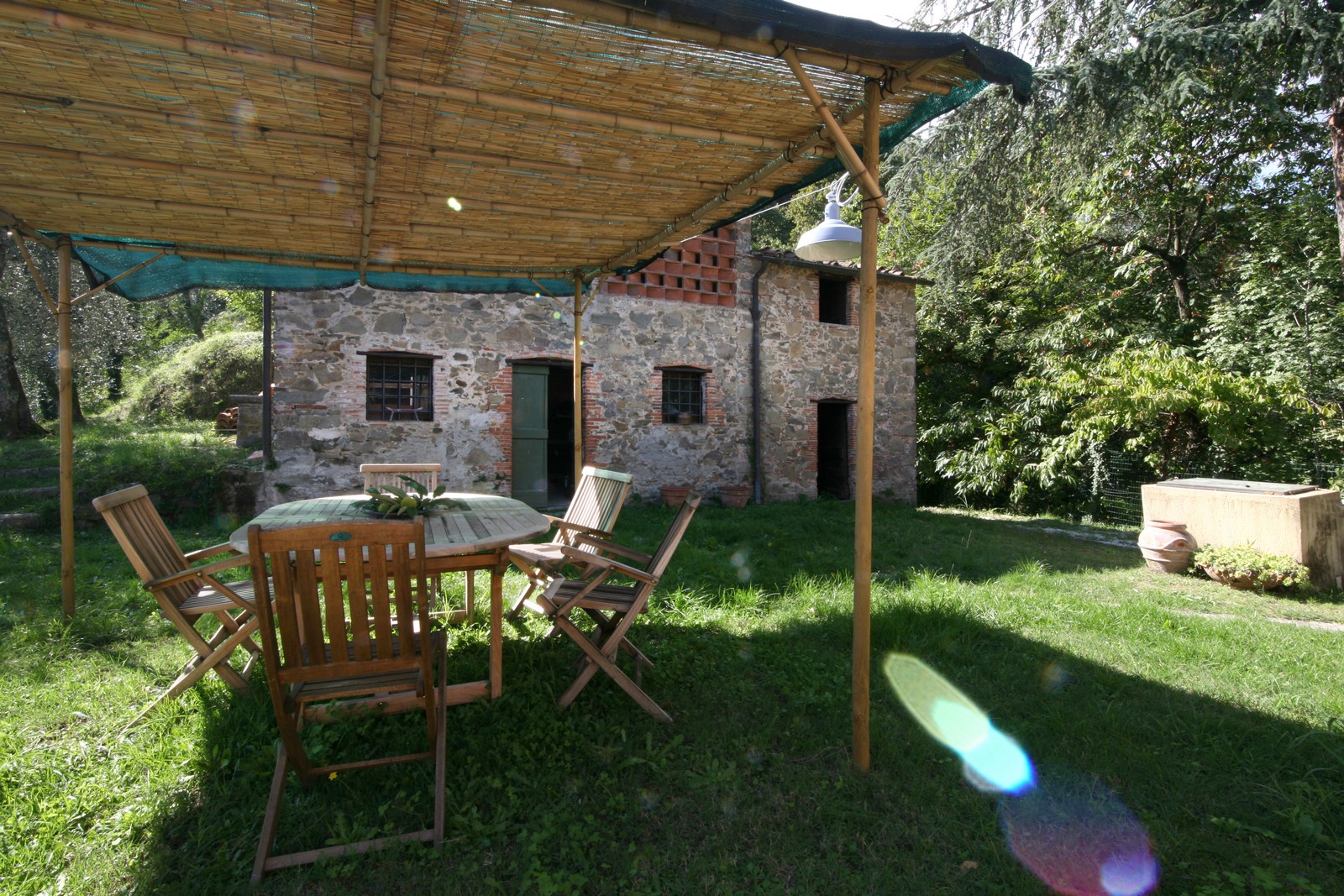Large restored stone house near to Camaiore