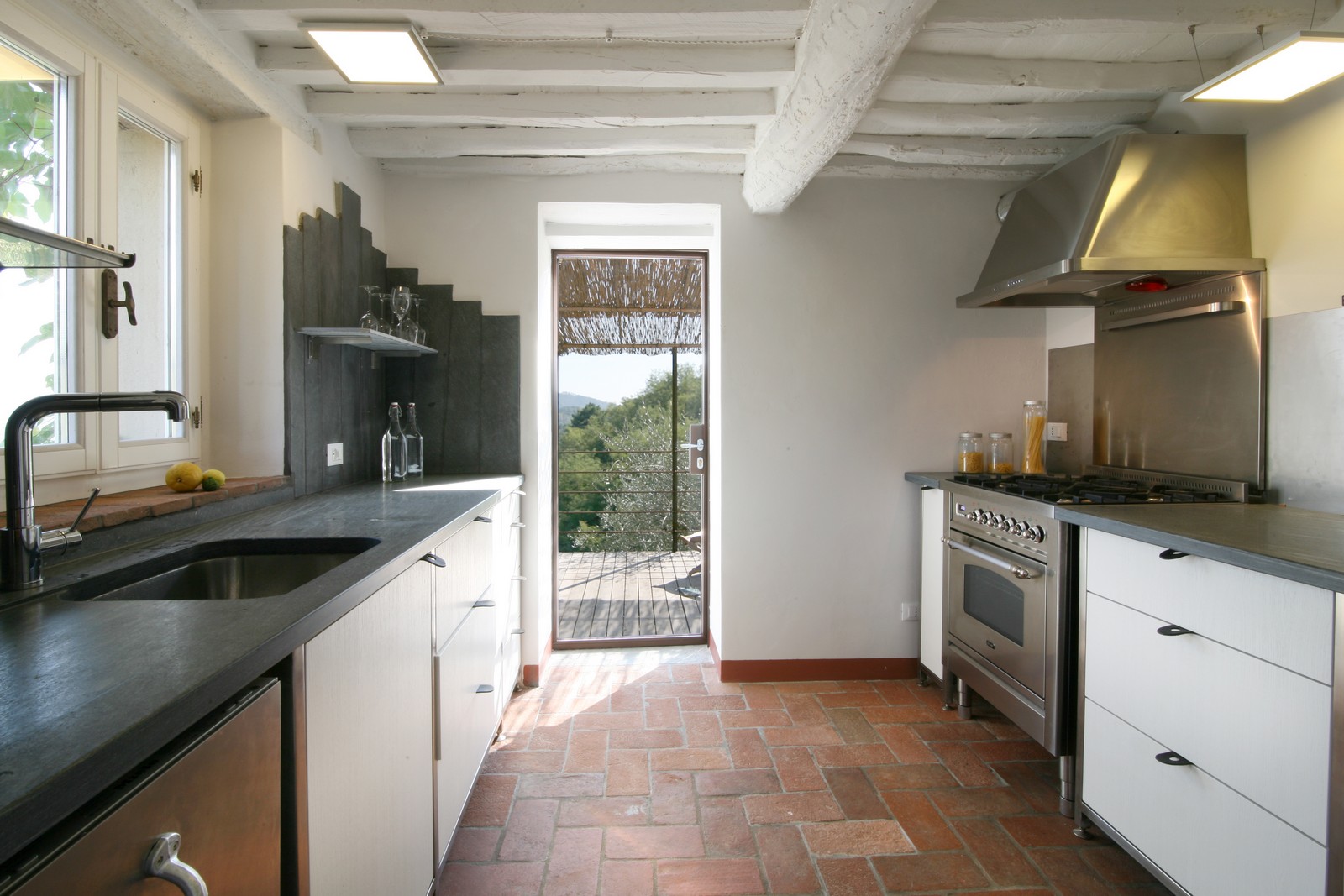 Large restored stone house near to Camaiore