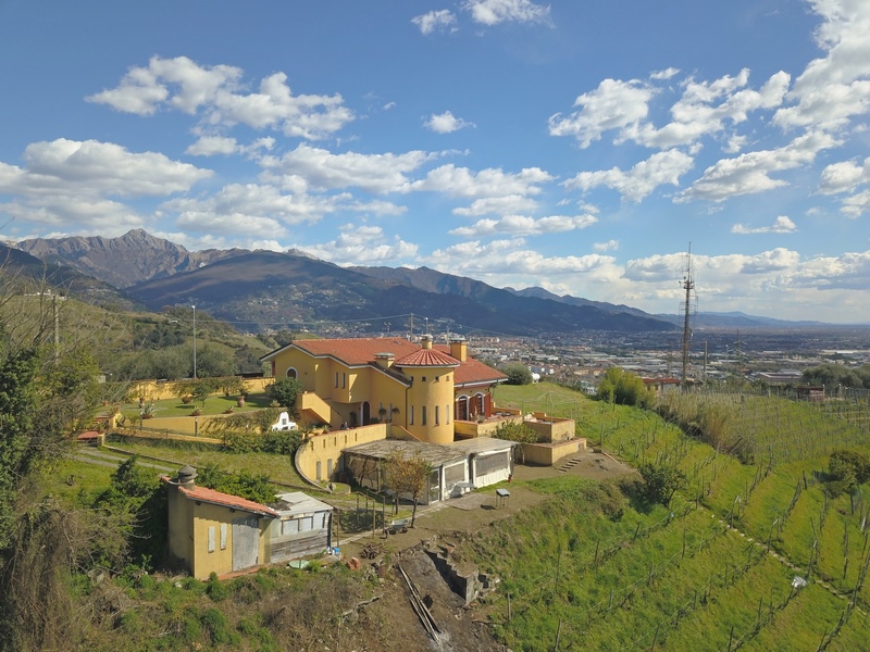 Villa con vista mare in Versilia