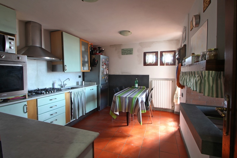 Villa con Vista Mare e Vigneto a Candia – 3 Camere, Terrazza Panoramica