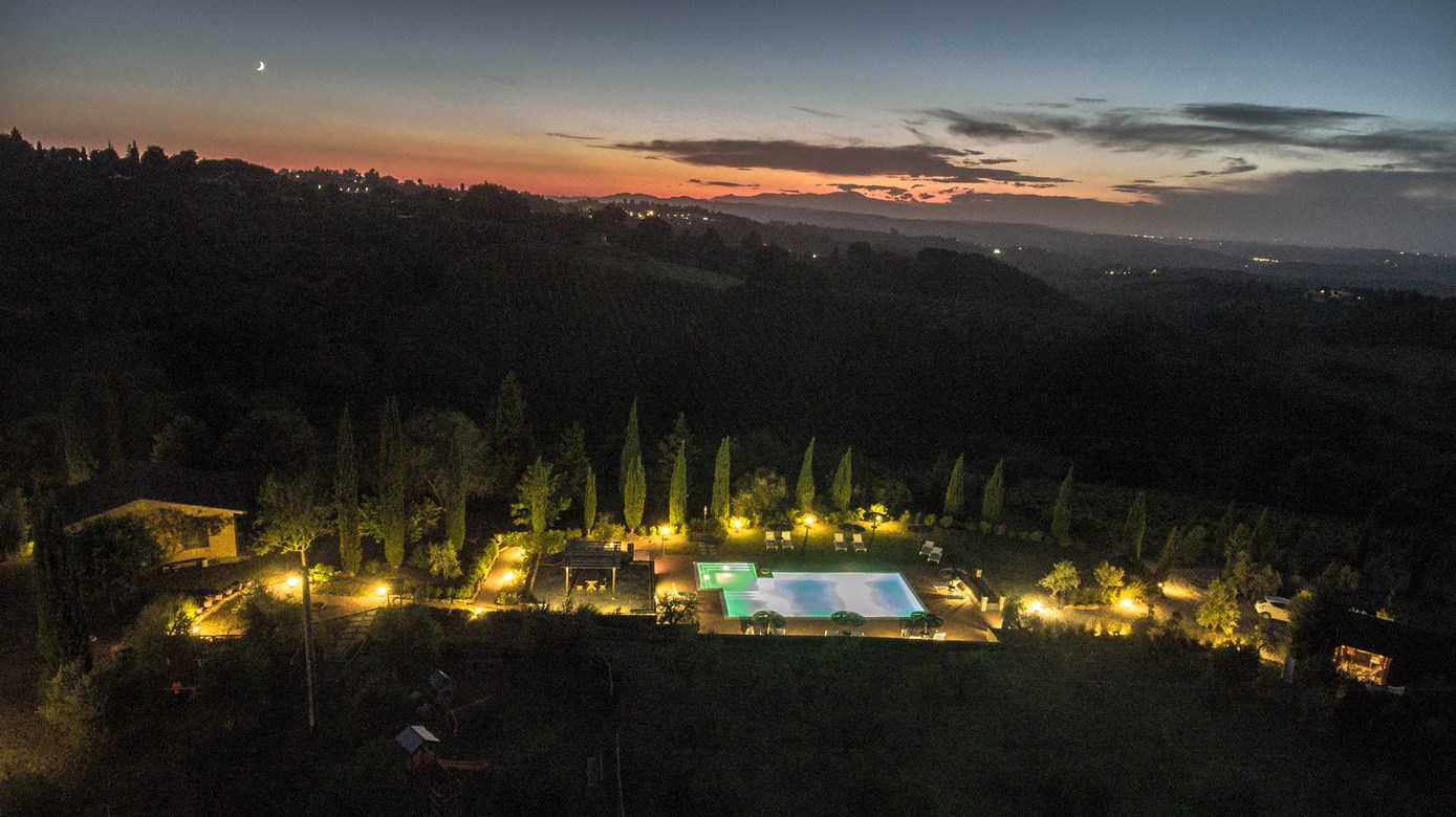 Charming Agriturismo with Pool & Vineyard in Elsa Valley – Near San Gimignano