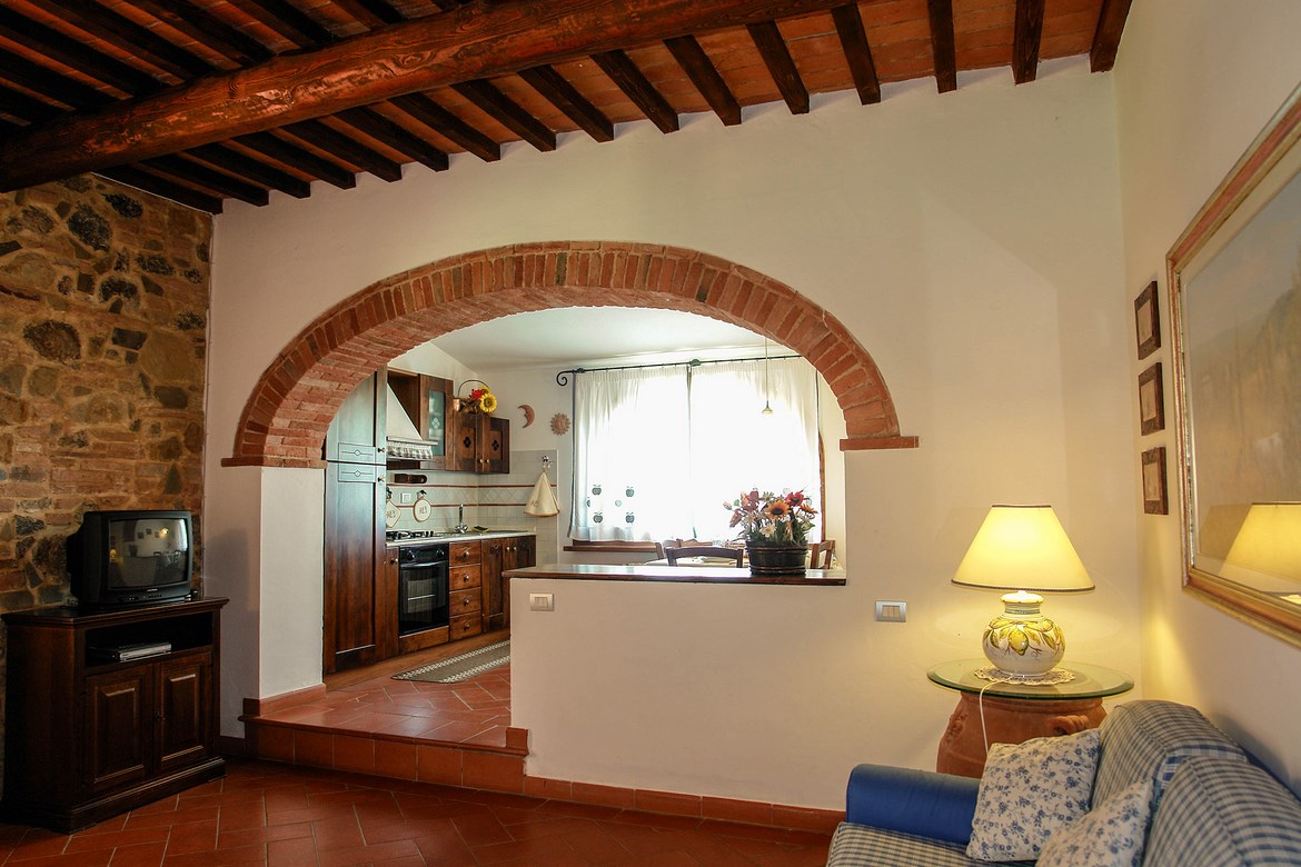 Charming Agriturismo with Pool & Vineyard in Elsa Valley – Near San Gimignano