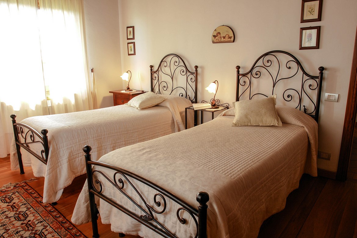 Charming Agriturismo with Pool & Vineyard in Elsa Valley – Near San Gimignano
