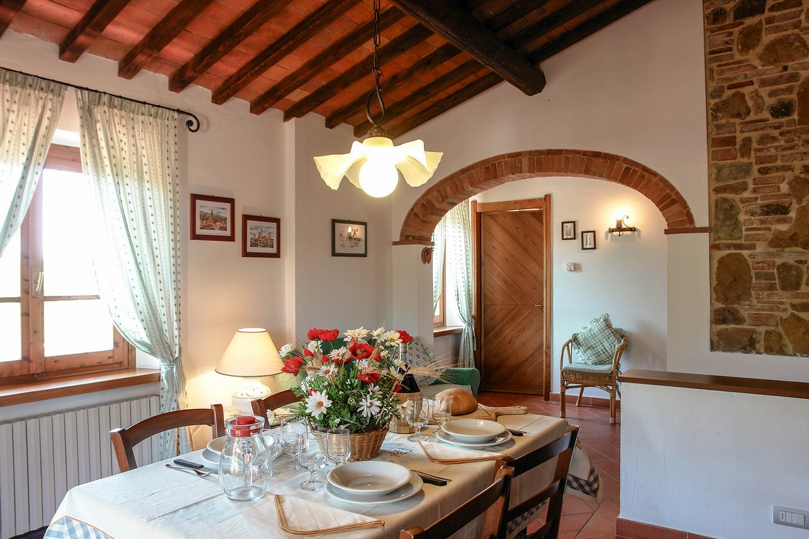 Charming Agriturismo with Pool & Vineyard in Elsa Valley – Near San Gimignano