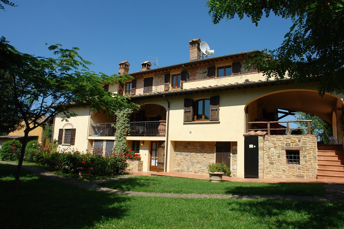 Charming Agriturismo with Pool & Vineyard in Elsa Valley – Near San Gimignano