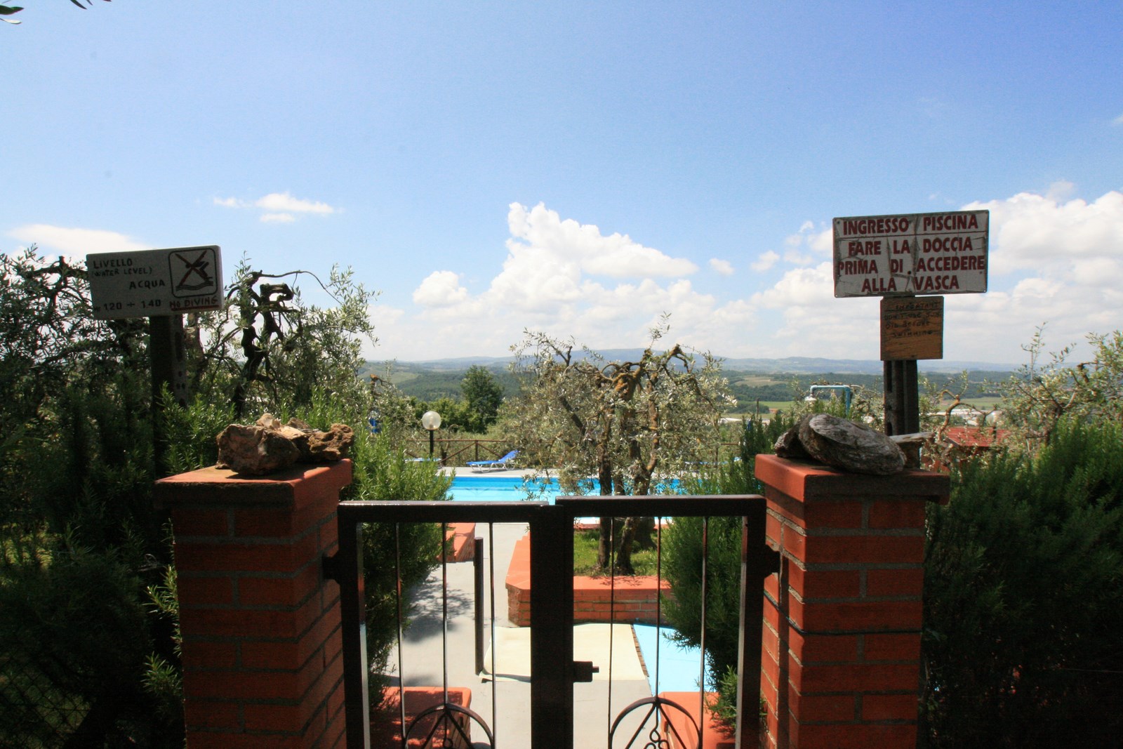 Agriturismus s vilou a vinohradem