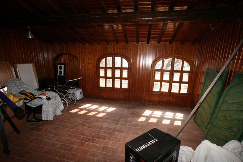 B&B or Private Villa with Restaurant Potential – Filettole, Tuscany