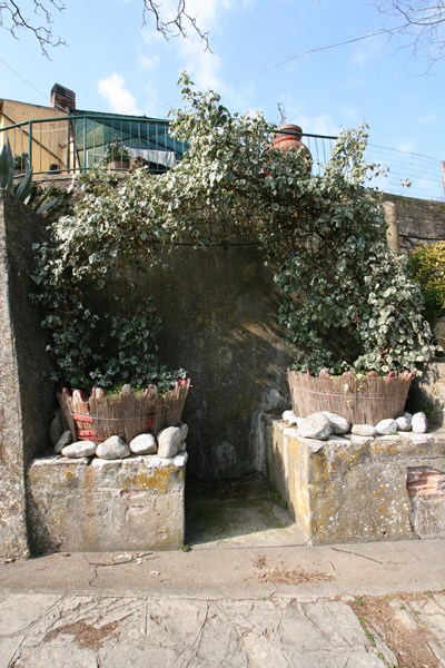 B&B or Private Villa with Restaurant Potential – Filettole, Tuscany