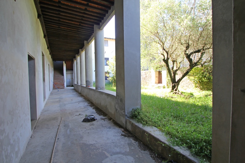 Bývalý klášter renovovaný na B a B nebo použitelný jako privátní rezidenc v centru Camaiore