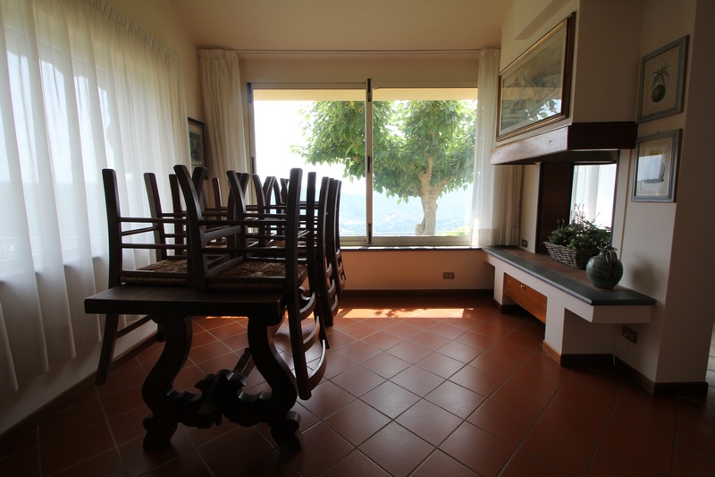 Tuscan Hillside Retreat with Pool & Sea Views – Near Camaiore
