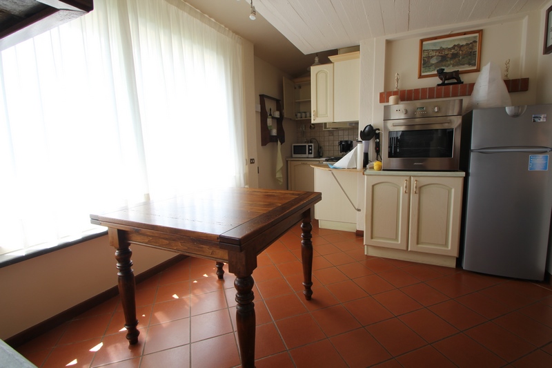 Tuscan Hillside Retreat with Pool & Sea Views – Near Camaiore