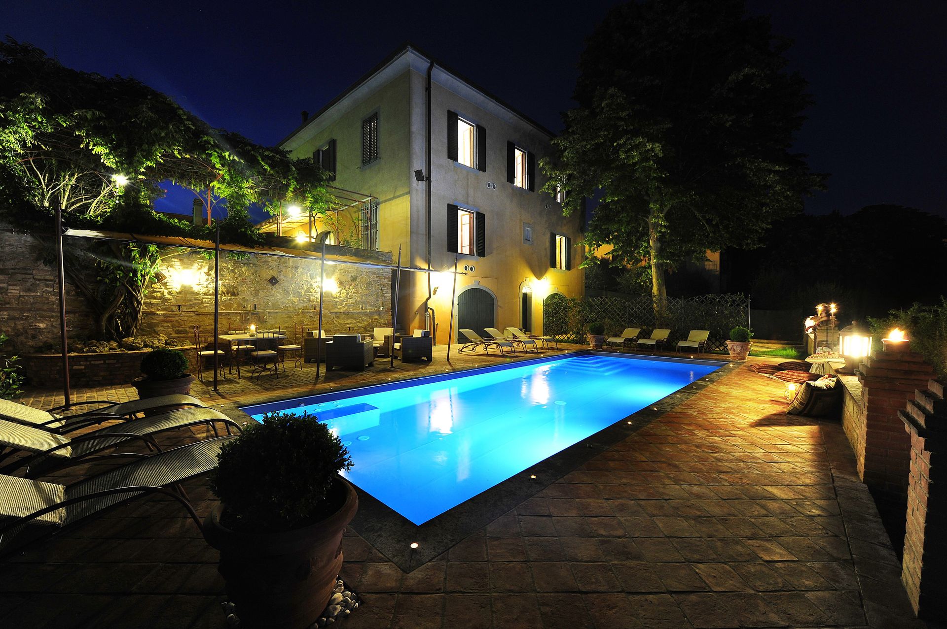 Elegante Villa Storica vicino a Volterra – Vista Mozzafiato & Piscina