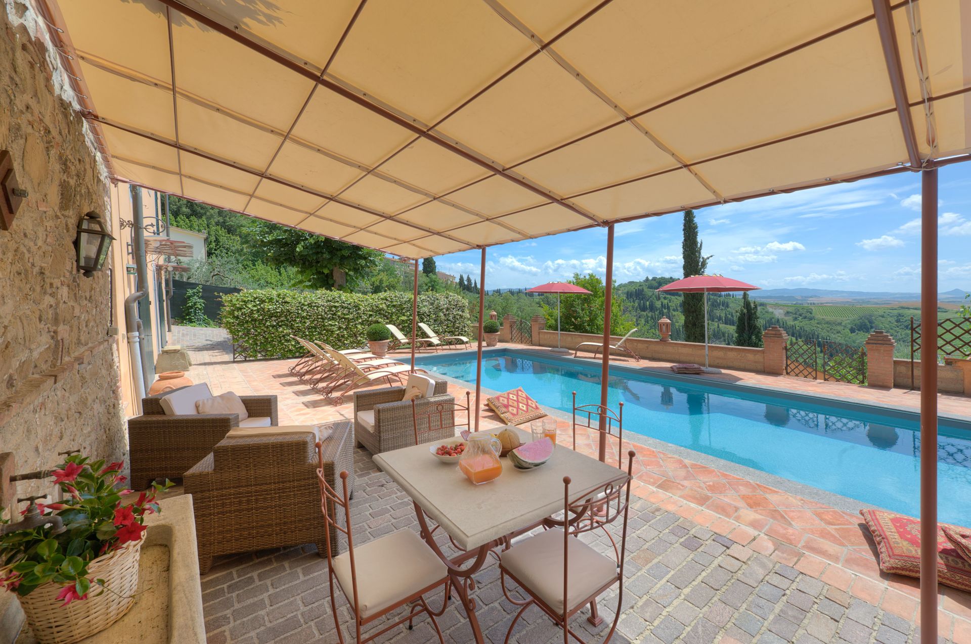 Elegante Villa Storica vicino a Volterra – Vista Mozzafiato & Piscina
