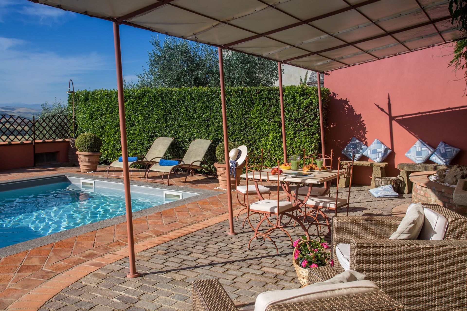 Elegante Villa Storica vicino a Volterra – Vista Mozzafiato & Piscina