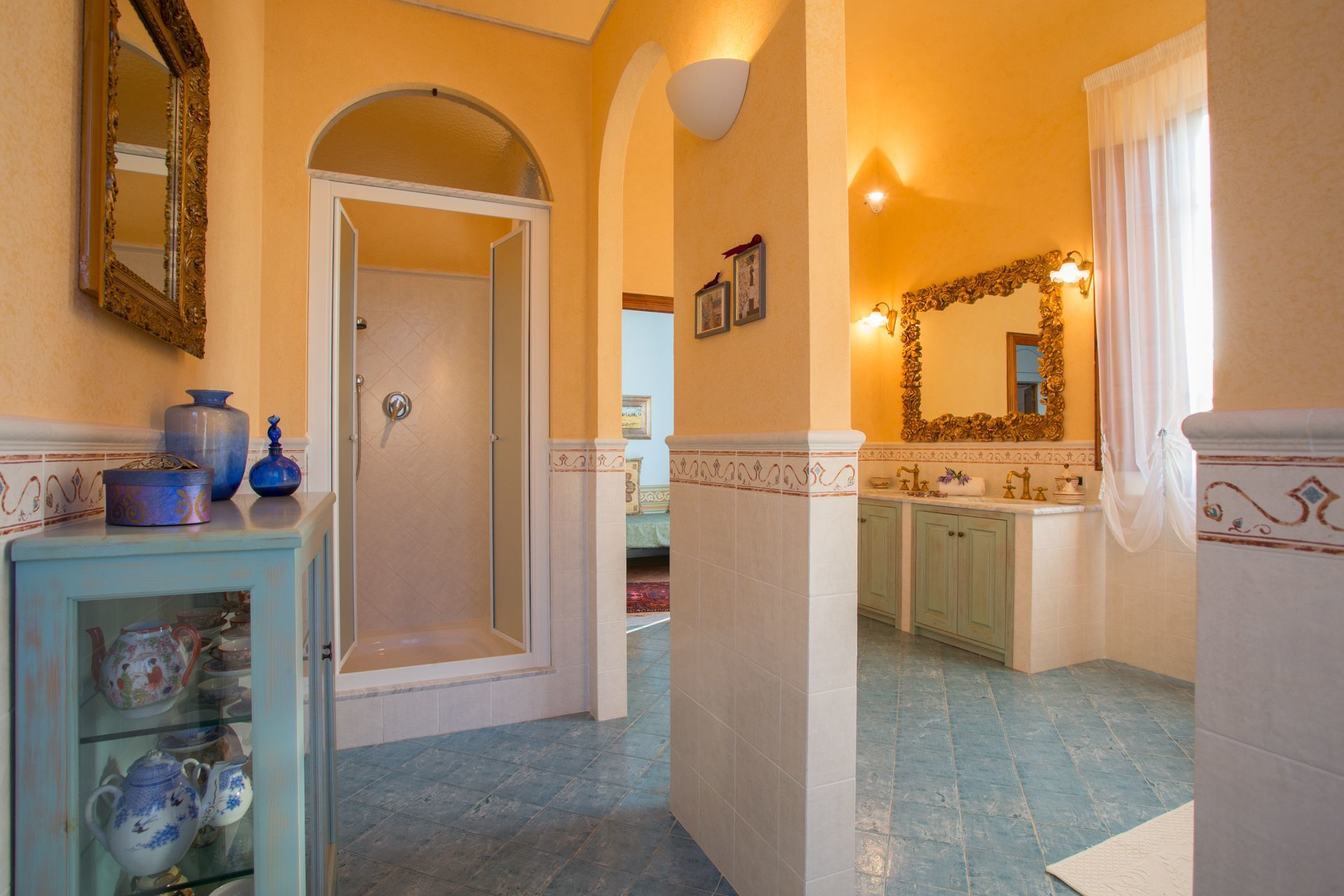 Elegante Villa Storica vicino a Volterra – Vista Mozzafiato & Piscina