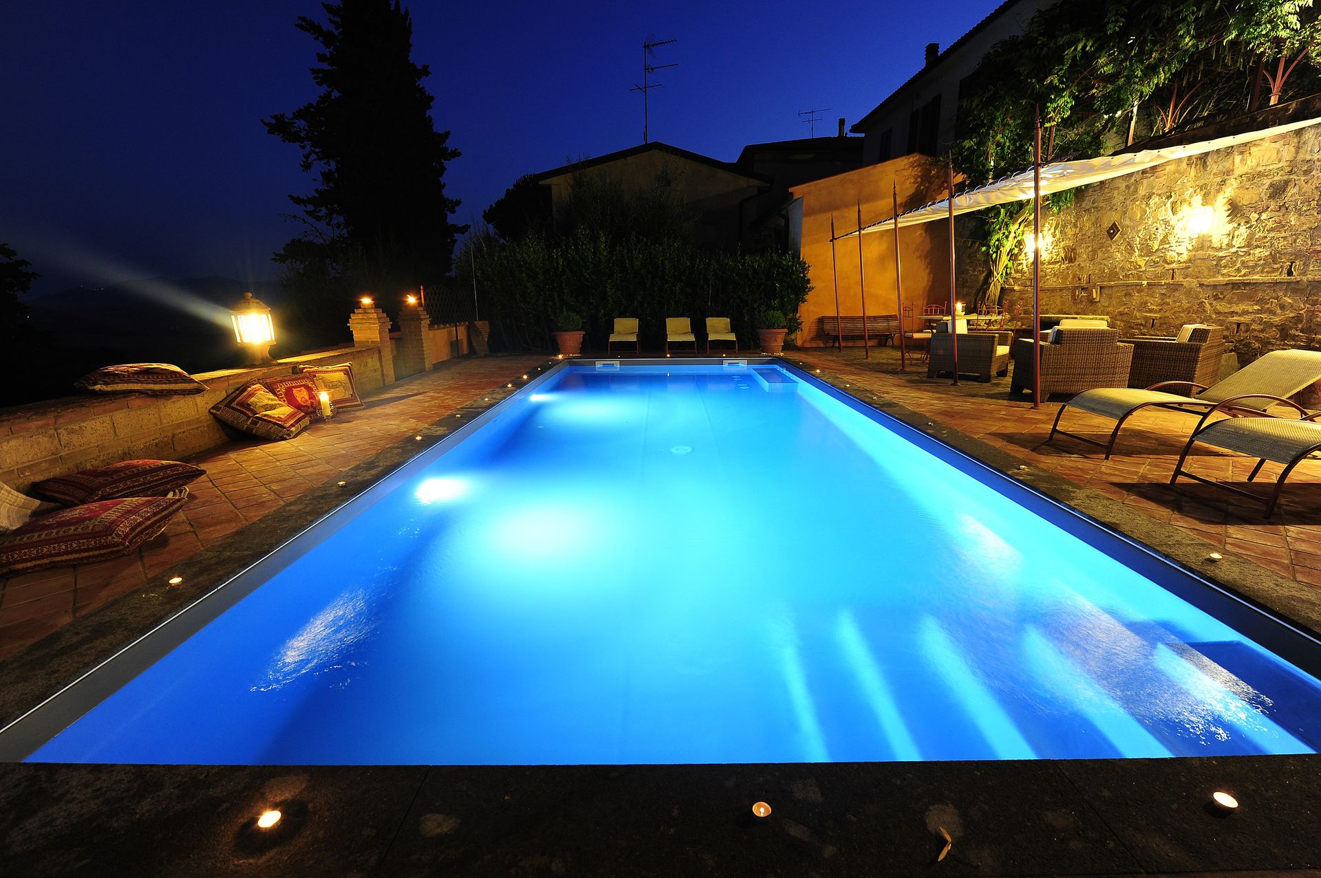 Tuscan villa in a hamlet