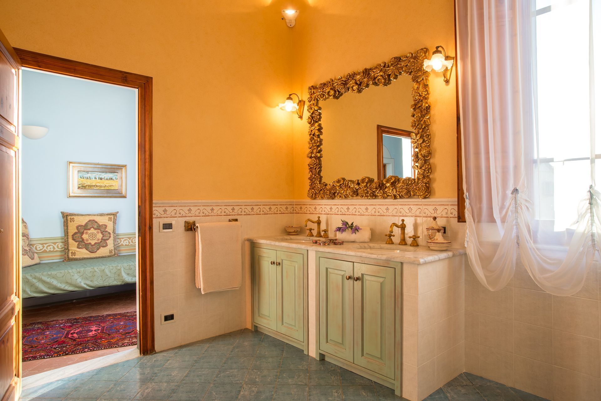 Elegante Villa Storica vicino a Volterra – Vista Mozzafiato & Piscina