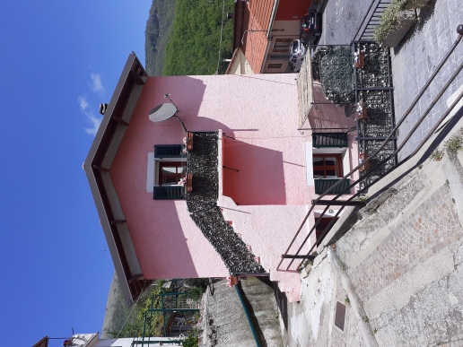 Charming Holiday Home Near Imperia – Historic Stone House