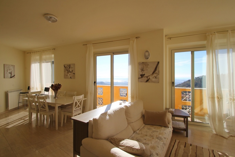 Casa moderna zona collinare di Massarosa