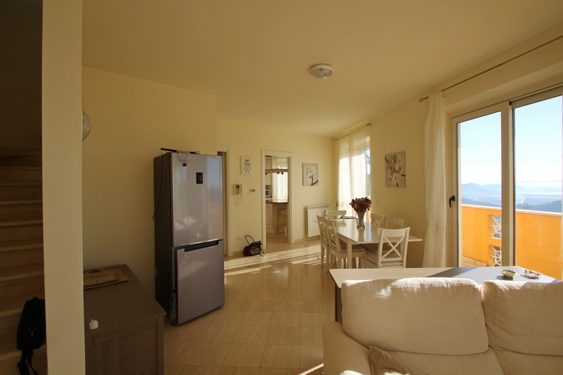 Casa moderna zona collinare di Massarosa
