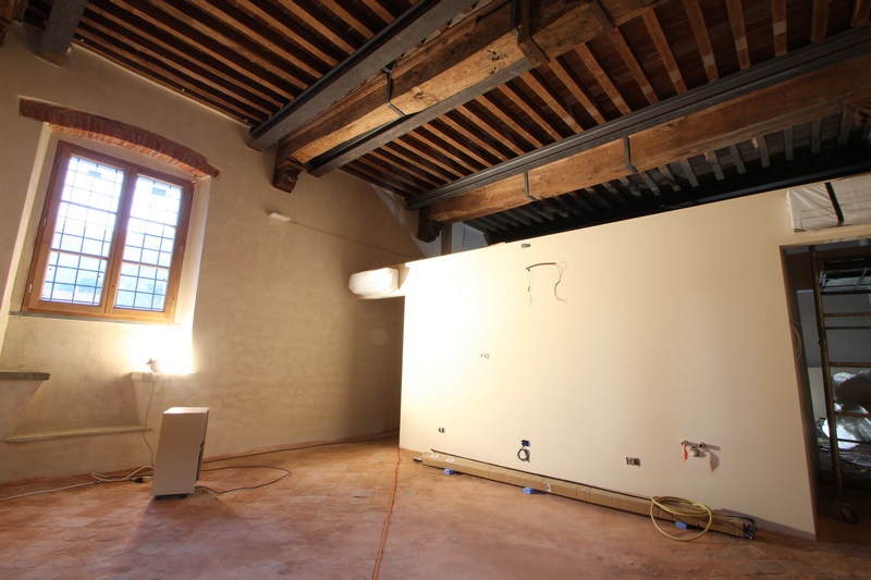 Bývalý klášter renovovaný na B a B nebo použitelný jako privátní rezidenc v centru Camaiore