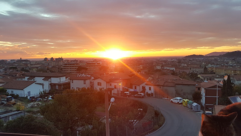 Doppelhaushälfte in Massa mit Meerblick